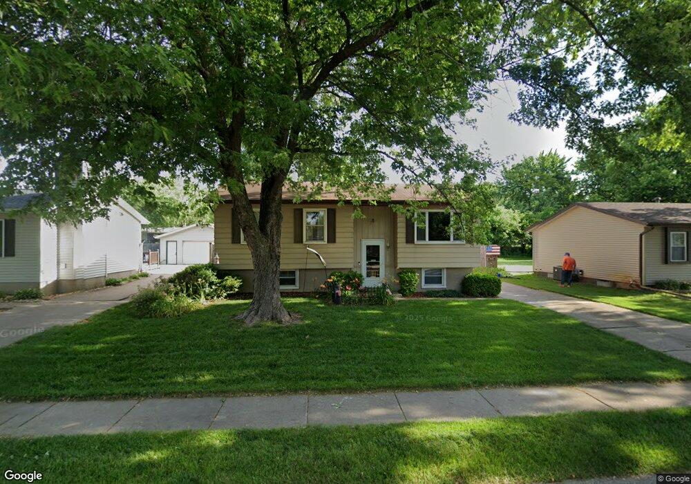 3108 W 65th St, Davenport, IA 52806 - photo 1