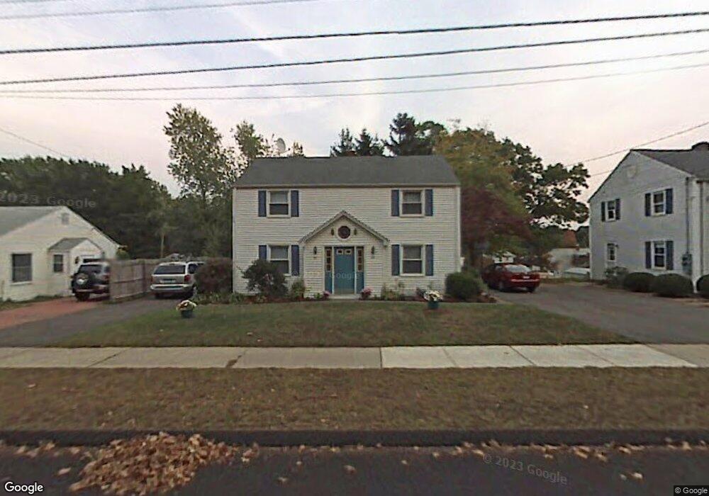 61 Willow Rd, Rocky Hill, CT 06067 - photo 1