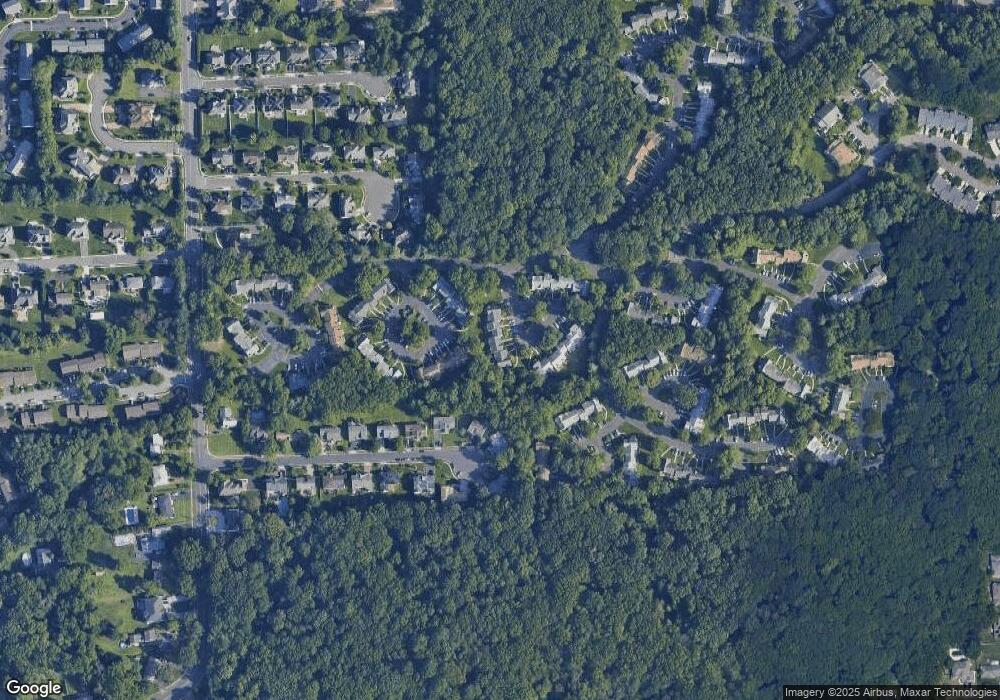 903 Timber Oaks Rd, Edison, NJ 08820 - photo 1