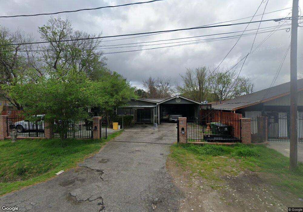 223 Burbank St, Houston, TX 77076 - photo 1