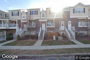 585 Harbortown Blvd, Perth Amboy, NJ 08861