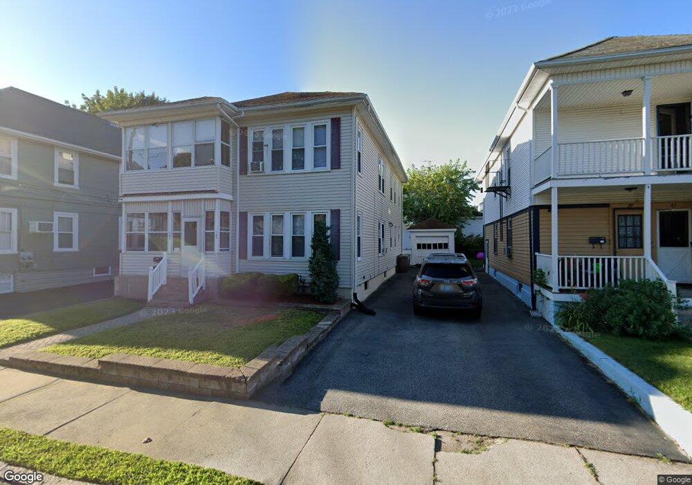 107 Warwick St, Woonsocket, RI 02895 - photo 1