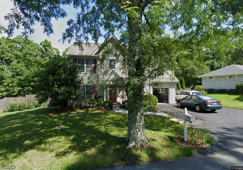 572 Ellis Rd, Milford, NJ 08848 - photo 1