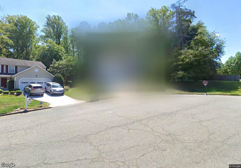 7421 Barkers Ct, Springfield, VA 22153 - photo 1