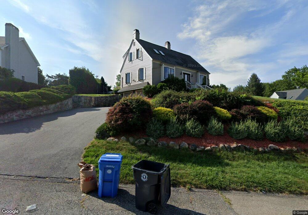 10 Fairway Dr, Cumberland, RI 02864 - photo 1