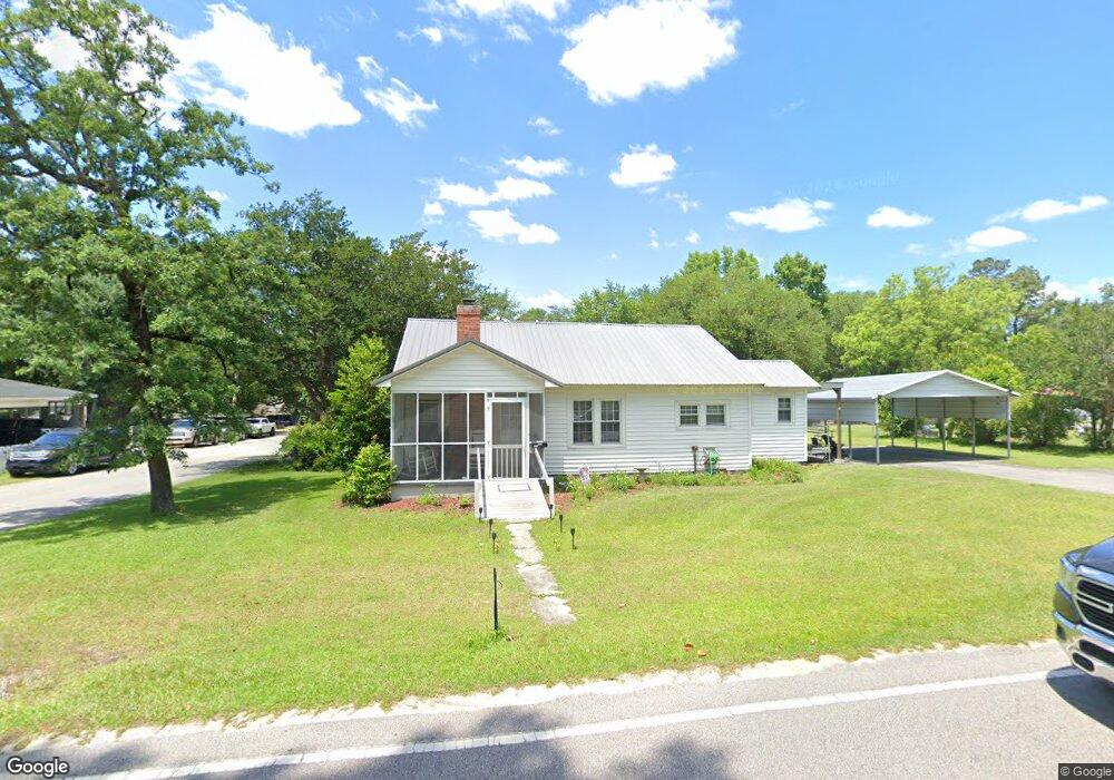 1517 E Lee St, Camden, SC 29020 - photo 1