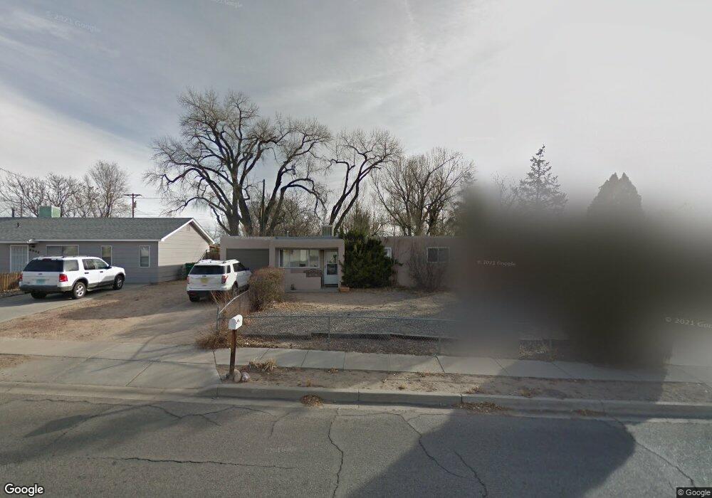 4002 Sierra Vista Dr, Farmington, NM 87402 - photo 1