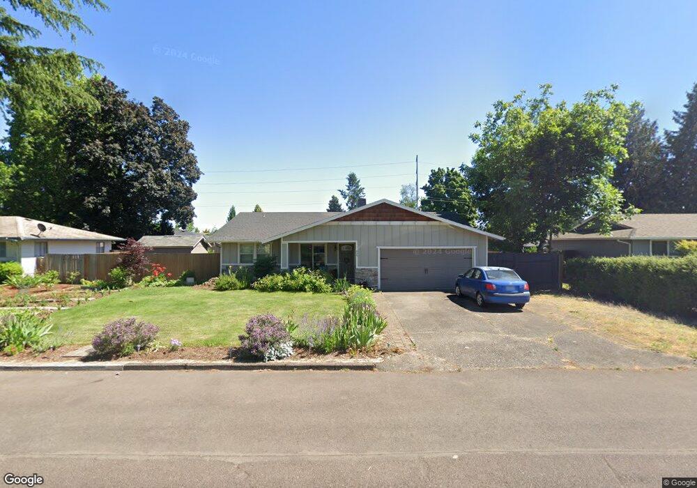 825 N Fairway Ln, Canby, OR 97013 - photo 1