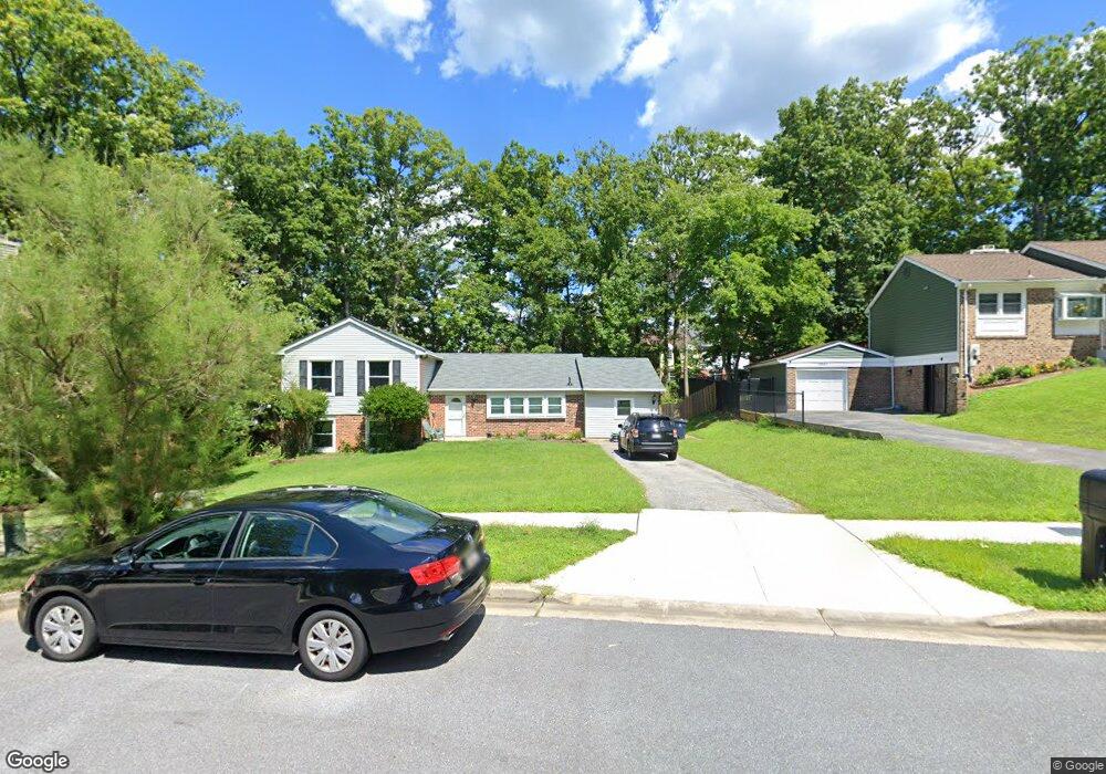 8432 Oak Stream Dr, Laurel, MD 20708 - photo 1