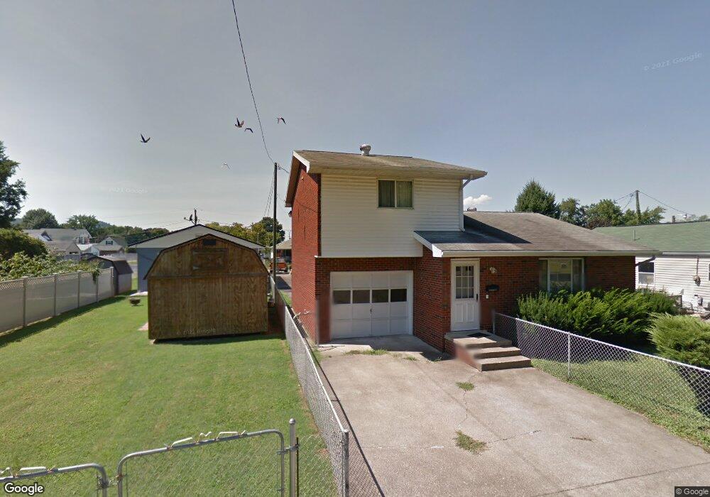 4 Walnut Ct, Dunbar, WV 25064 - photo 1