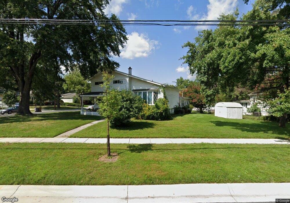 5925 Holland Rd, Rockville, MD 20851 - photo 1