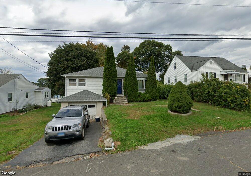 130 Highland Dr, Waterbury, CT 06708 - photo 1