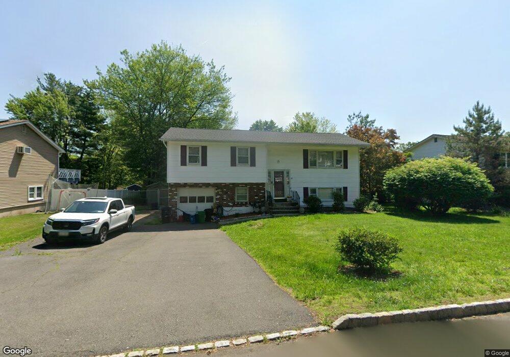 47 S Lilburn Dr, Garnerville, NY 10923 - photo 1