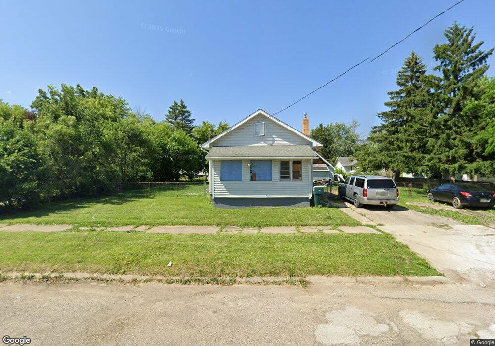 924 Waldman Ave, Flint, MI 48507 - photo 1