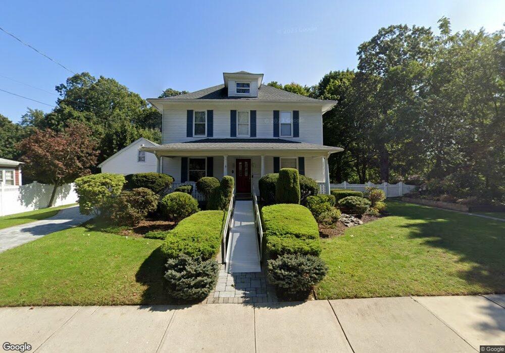 237 Walnut St, Willimantic, CT 06226 - photo 1