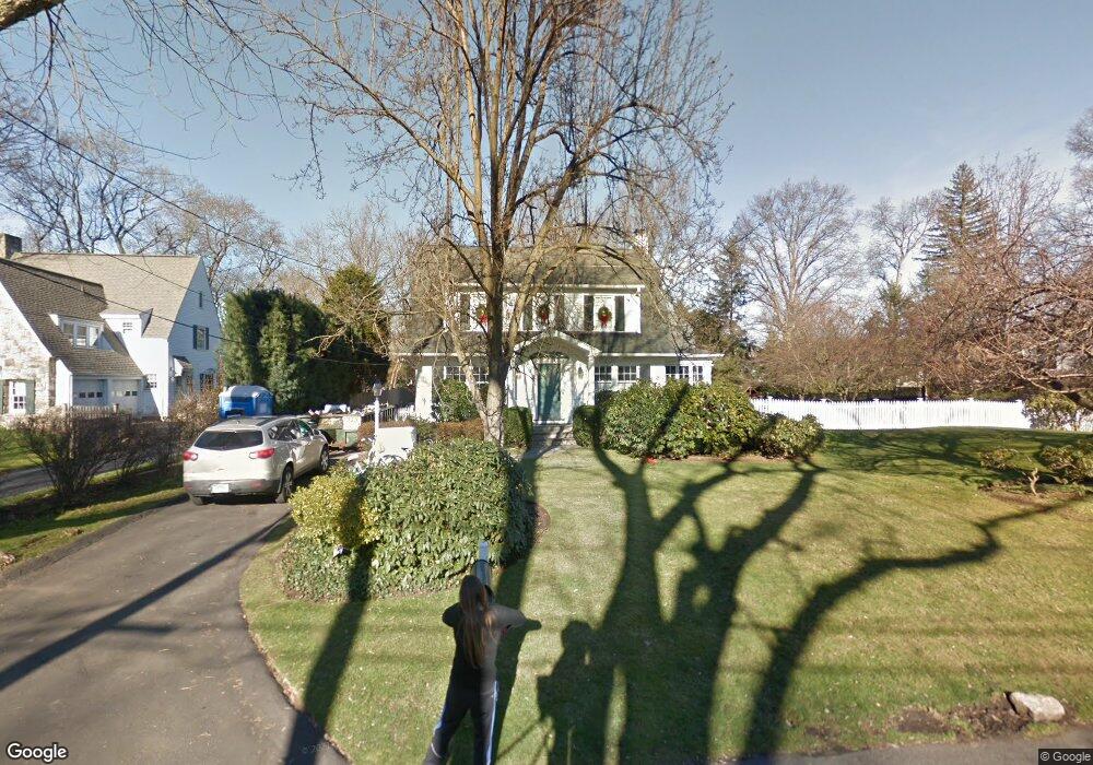 5 Knoll St, Riverside, CT 06878 - photo 1