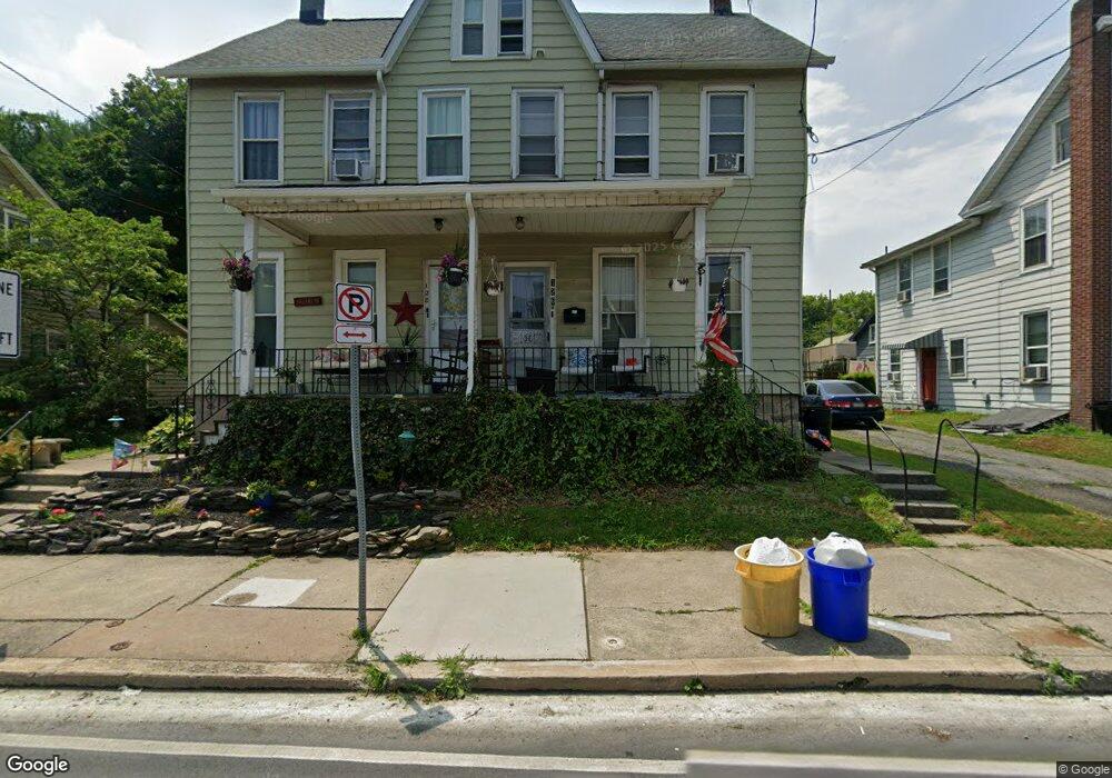 126 S Broad St, Nazareth, PA 18064 - photo 1
