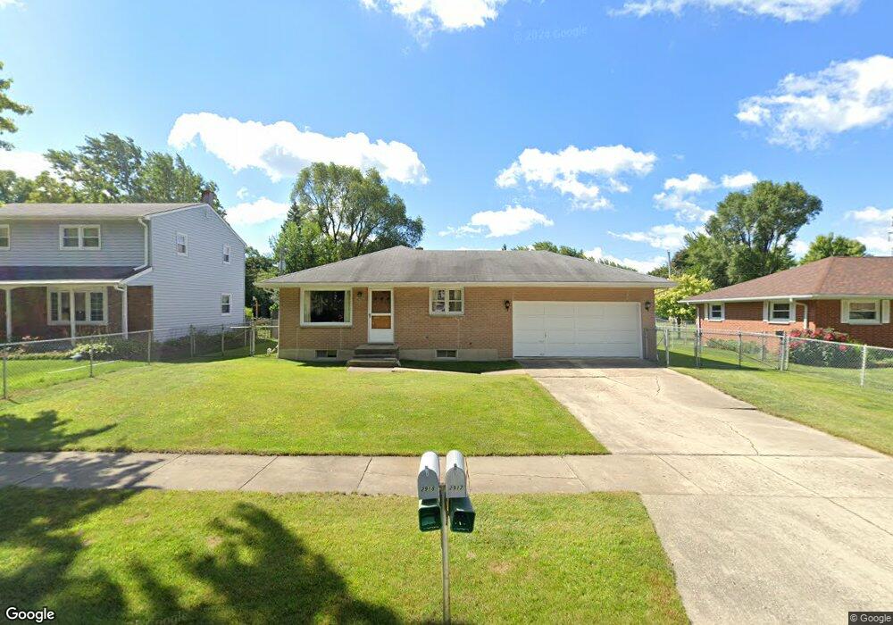 2917 Carriage Ln, Waukegan, IL 60085 - photo 1