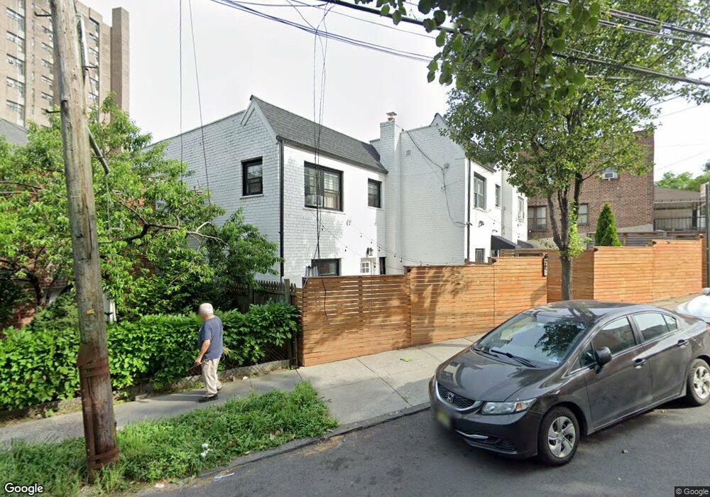 2651 Kingsbridge Terrace, Bronx, NY 10463 - photo 1