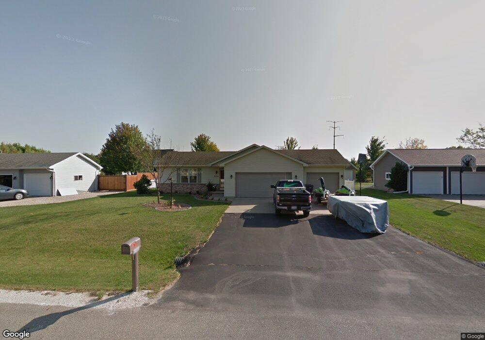 W5993 Garnet Dr, Appleton, WI 54915 - photo 1