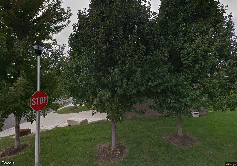 6122 Summit St, Shawnee, KS 66216 - photo 1