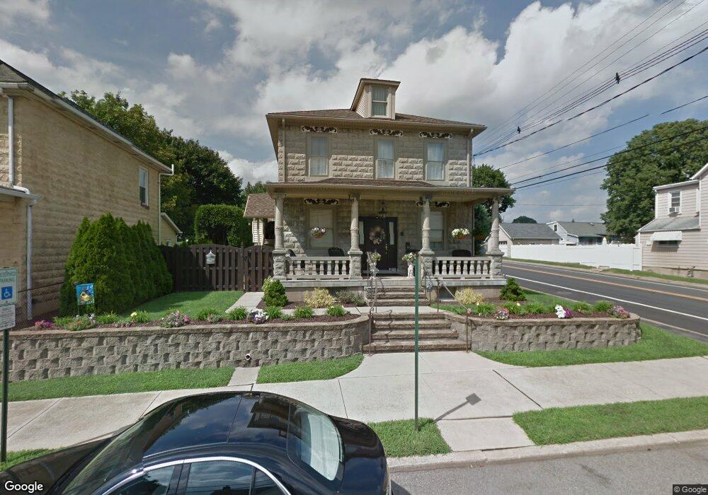 242 E Central Ave, Phillipsburg, NJ 08865 - photo 1