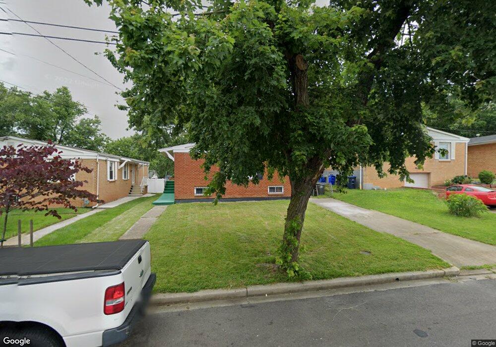 916 Hilltop Terrace SE, Washington, DC 20019 - photo 1