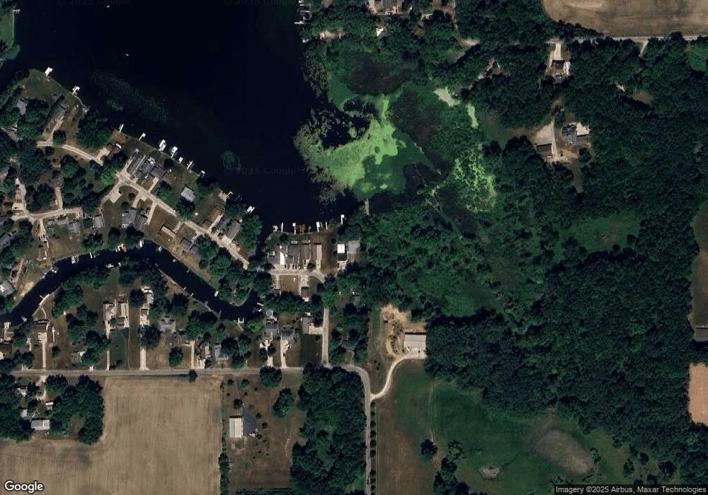 34 Ems D17 Ln, Syracuse, IN 46567 - photo 1