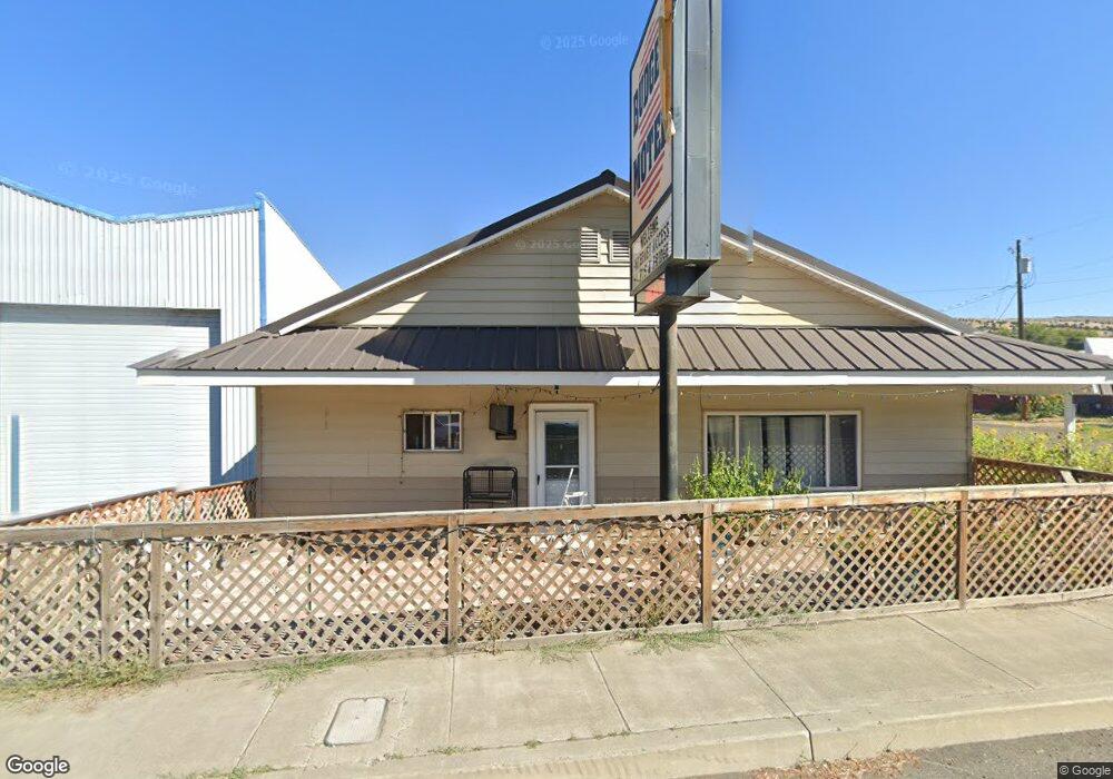 711 W Main St, John Day, OR 97845 - photo 1