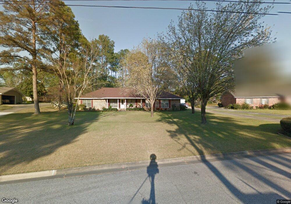 501 Randwick Rd, Dothan, AL 36301 - photo 1