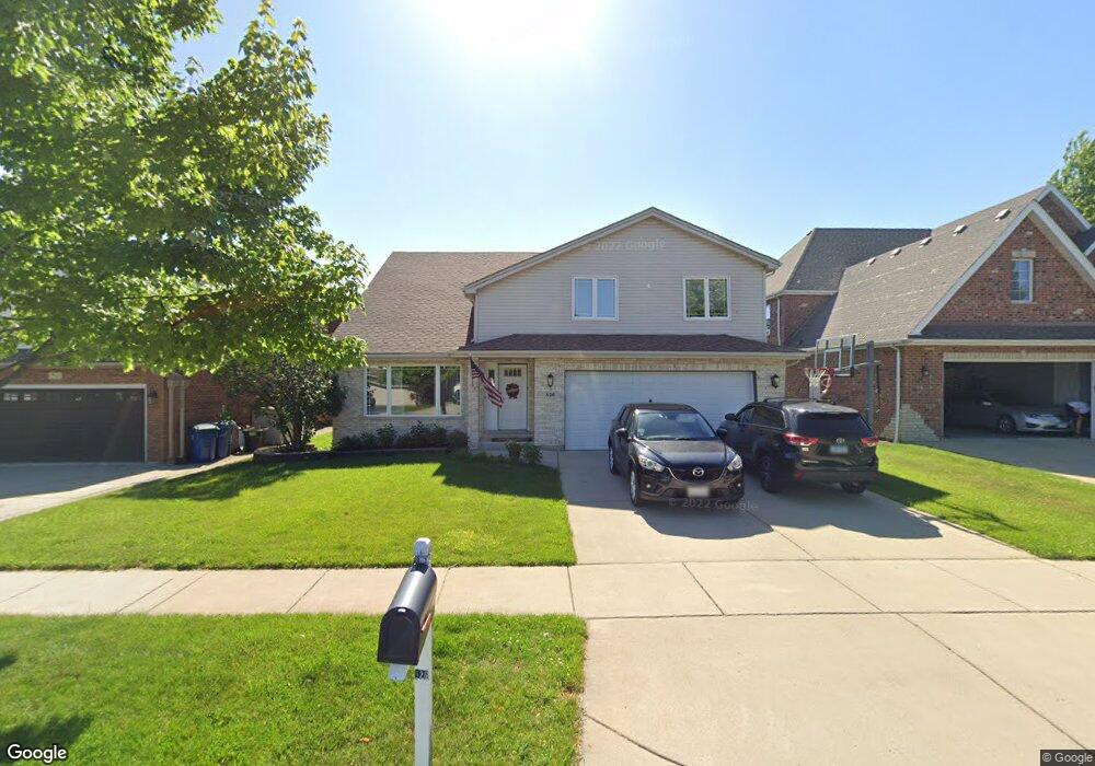 526 N Walnut St, Elmhurst, IL 60126 - photo 1