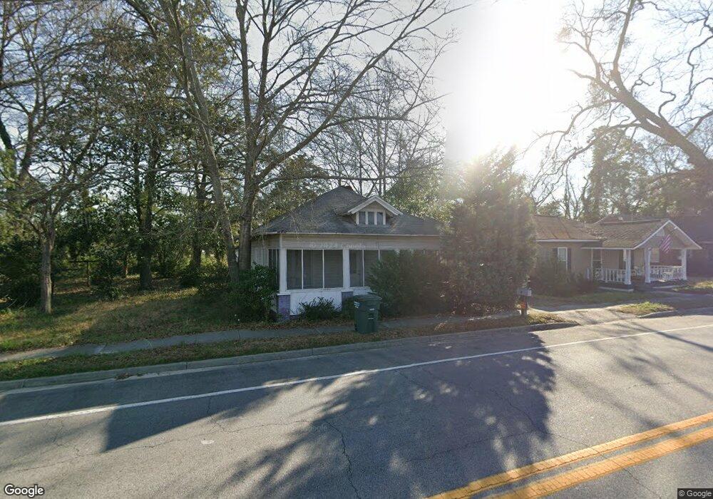 60 Cedar St, Metter, GA 30439 - photo 1