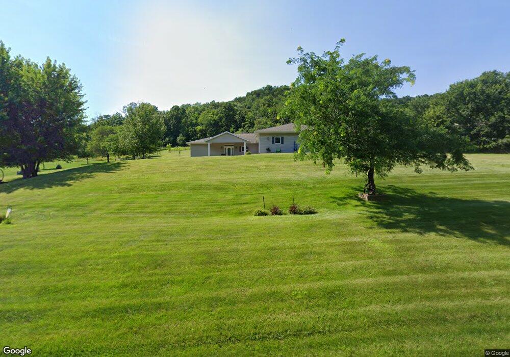 1540 Town Hall Rd, La Crescent, MN 55947 - photo 1