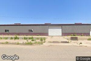 210 W Waterman Ave, Lakin, KS 67860