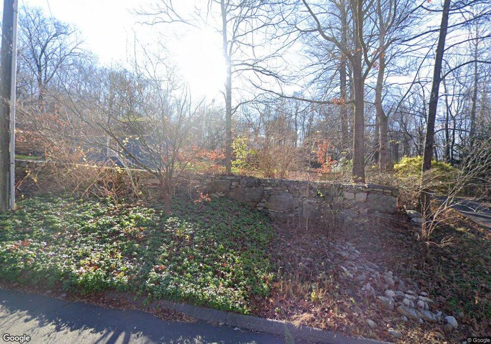 5 Plumtrees Rd, Newtown, CT 06470 - photo 1