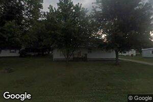 208 S 7th St, Mulberry Grove, IL 62262