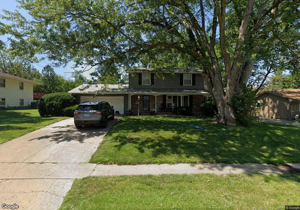 1130 33rd St, West Des Moines, IA 50266 - photo 1