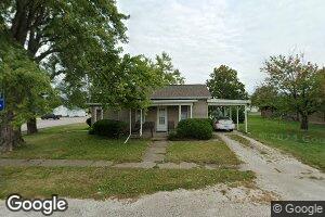 212 W Wood St, Camp Point, IL 62320