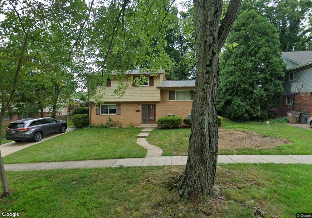 1708 Evelyn Dr, Rockville, MD 20852 - photo 1