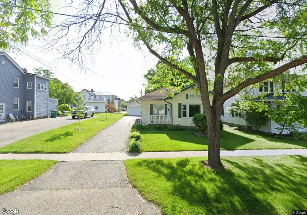 107 S Hazelton St, Flushing, MI 48433 - photo 1