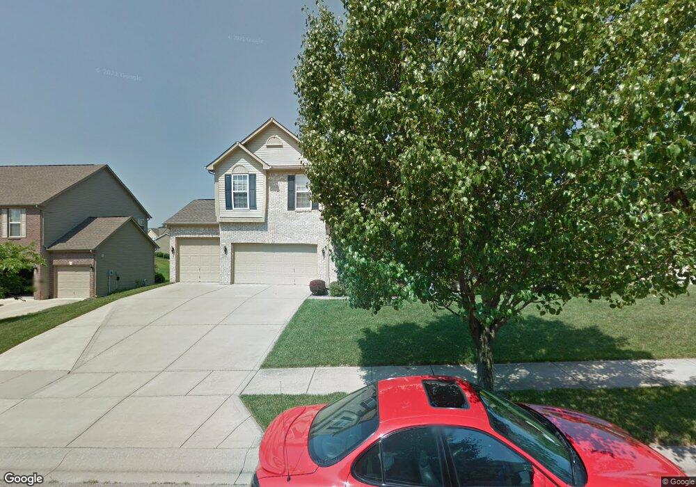 2430 Braeburn, Columbus, IN 47201 - photo 1