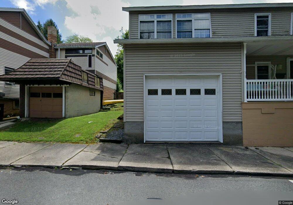 618 E Front St, Lansford, PA 18232 - photo 1