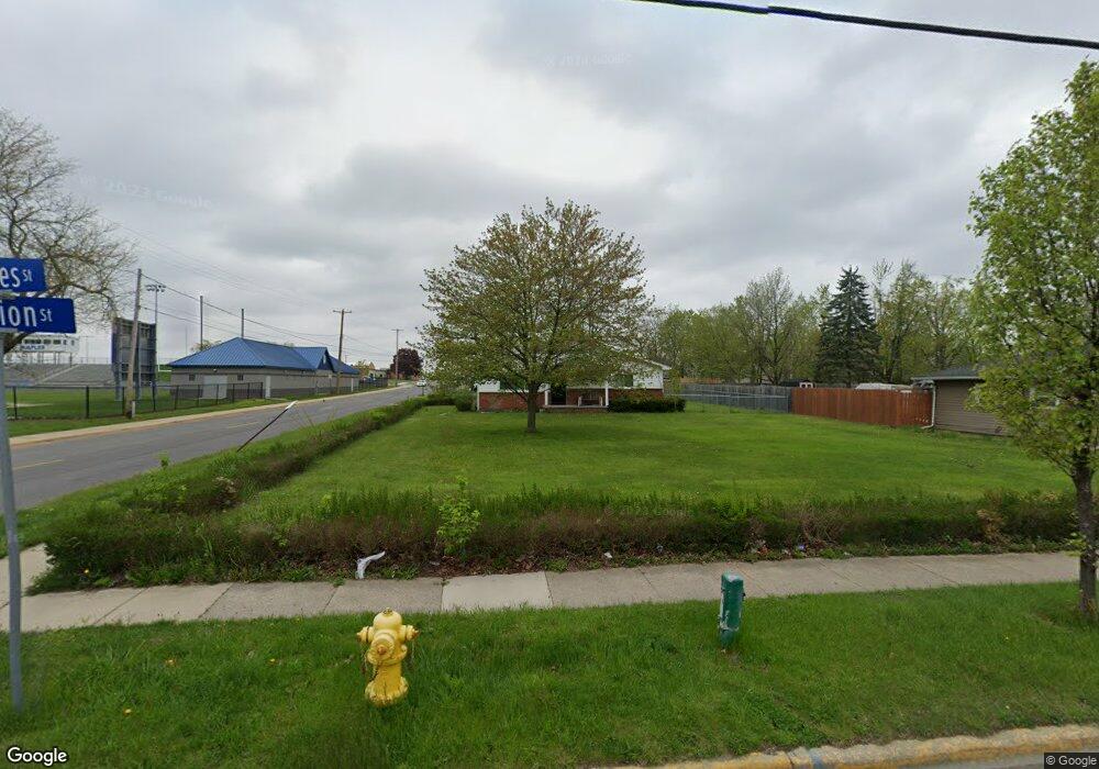 1042 Division St, Adrian, MI 49221 - photo 1