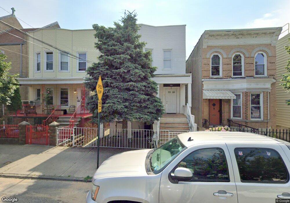 1821 Holland Ave, Bronx, NY 10462 - photo 1