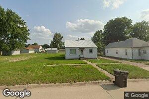 212 E Locust Ave, Plainview, NE 68769