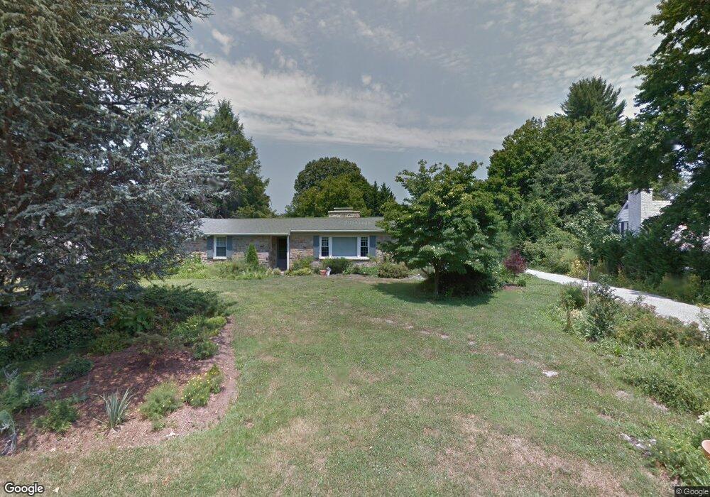 908 E Wind Rd, Towson, MD 21204 - photo 1