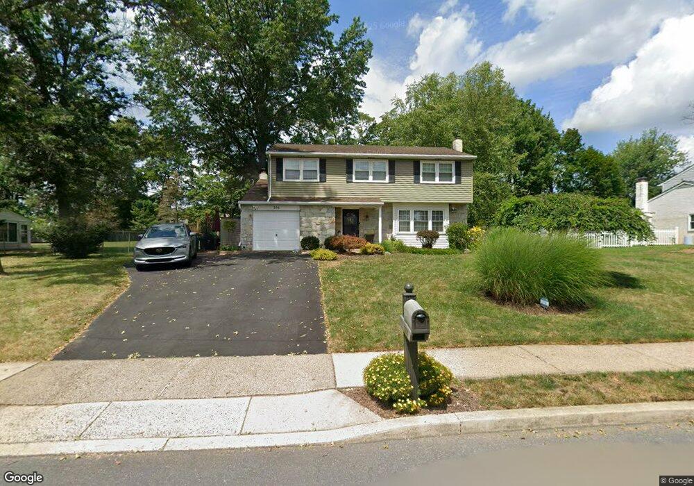 558 Hillside Dr, Lansdale, PA 19446 - photo 1