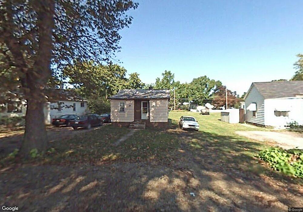 625 N Sherman St, Lincoln, IL 62656 - photo 1