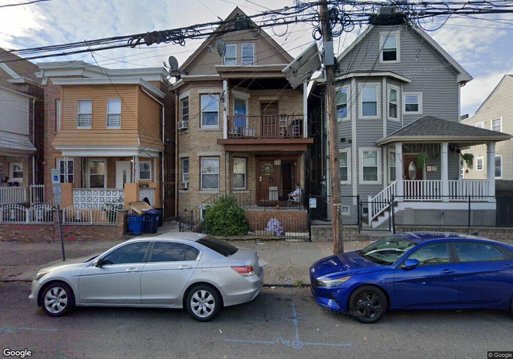 930 E 19th St unit 3, Paterson, NJ 07501 - photo 1