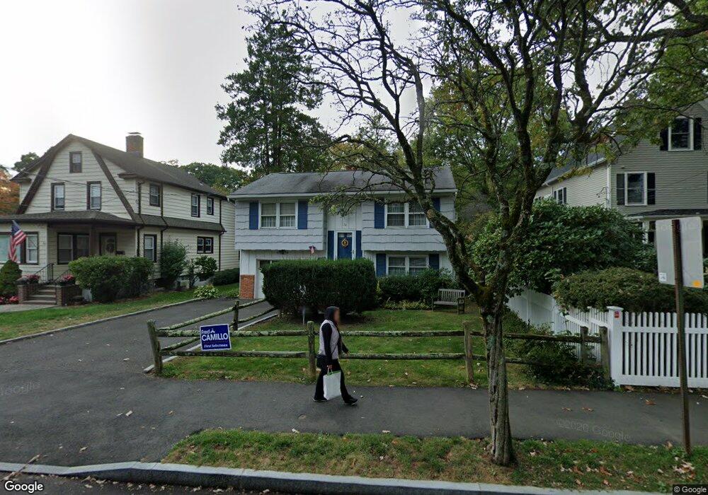 74 Sinawoy Rd, Cos Cob, CT 06807 - photo 1